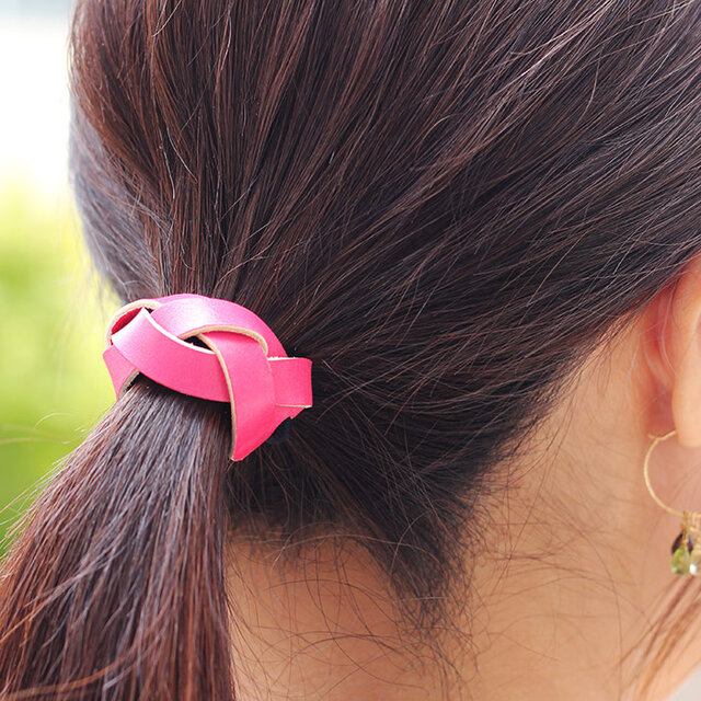 ヘアゴム T-51 【ピンク】編み込み ヘアーゴム 可愛い ヘアアクセサリー レザー 本革 親子コーデにも