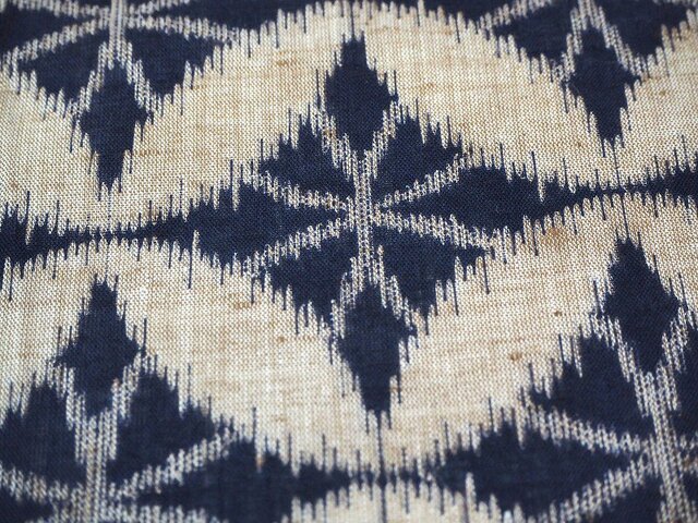 tu0028b 紬 七宝繋ぎ文様 90cm 正絹 / 古布 古裂 japanesesilk