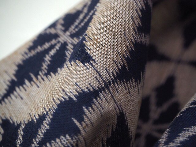 tu0028b 紬 七宝繋ぎ文様 90cm 正絹 / 古布 古裂 japanesesilk