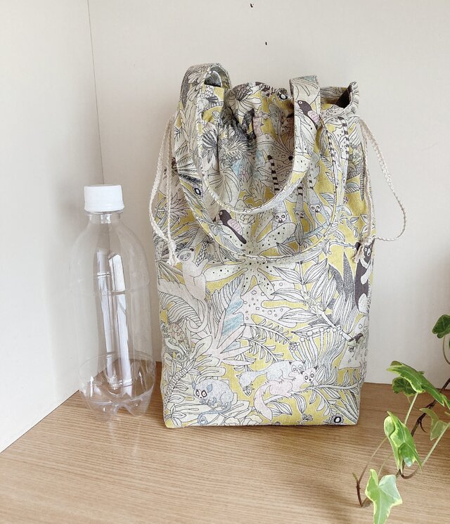 保温保冷シート付き巾着型エコバッグ（アニマル）