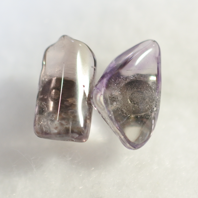 （１点もの）エレスチャルクオーツのスタッドピアス（ナチュラルタンブル・チタンポスト）