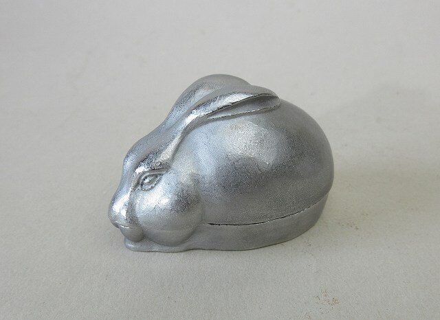 うさぎの香合 | iichi 日々の暮らしを心地よくするハンドメイドや