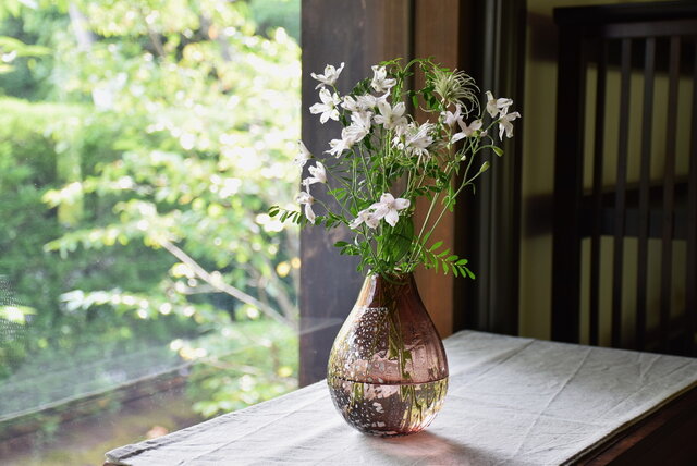 銀箔モールド花瓶~tea/まる~の画像1枚目