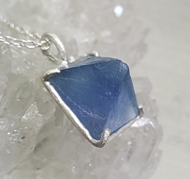 ブルーフローライト＊925 pendant top | iichi 日々の暮らしを心地よく
