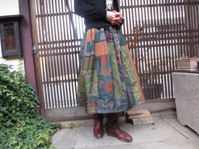 着物リメイク☆上質大島などを色々パッチ☆大人スカート75cm丈の画像1枚目