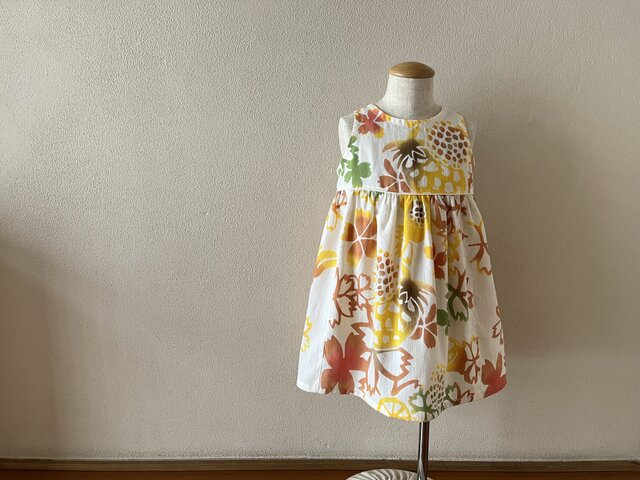 子供 浴衣地ひかえめフレアーワンピース(後ろボタン) tsumori chisato パイン 100サイズ〈受注製作〉の画像1枚目