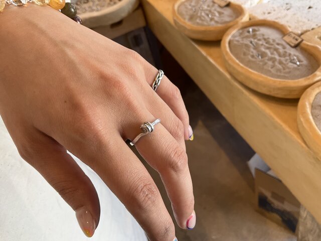 結びデザイン指輪！ | iichi 日々の暮らしを心地よくするハンドメイド