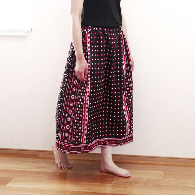 伝統柄のギャザースカート（カンガスカート）サッシュベルト付きの画像1枚目