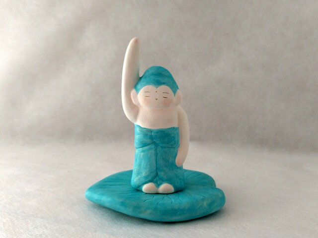 ホログラム？ お釈迦様 激重ガラス玉 約13cm it-62c7bd0214bcc-1200.jpg