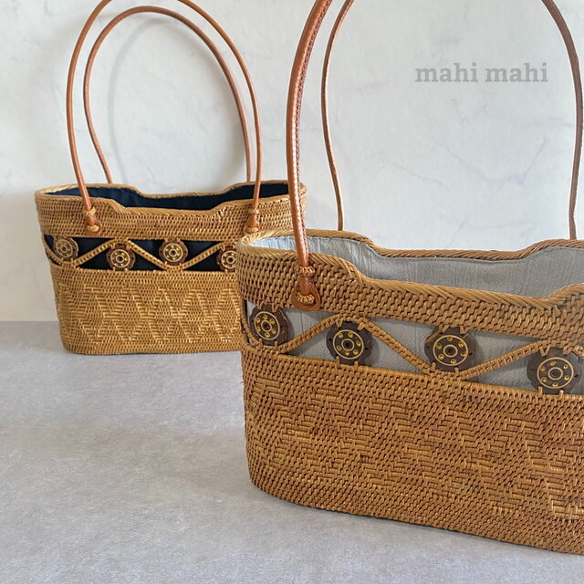 ココナッツチップの南国感♪心地よい通気性のかごバッグ☆ アタバッグ