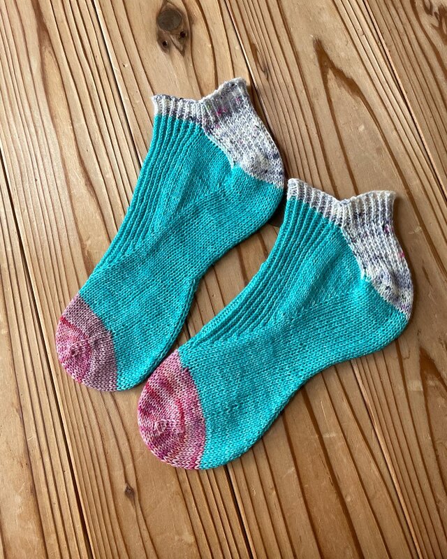 No.848 手編みショートソックス