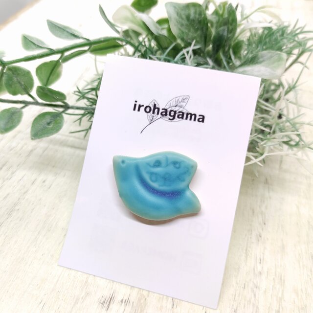 羽ばたく鳥のポニーフック２【sky】