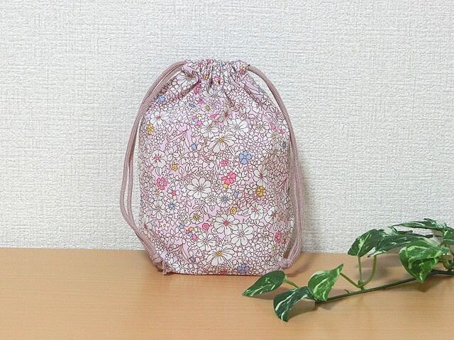 ちいさな巾着袋 ピンク色小花柄 小物収納 ギフトラッピング素材として