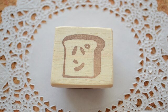 消しゴムはんこ*パンがすきの画像1枚目