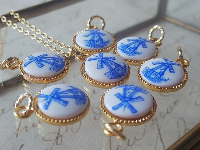 ヴィンテージ Blue風車（10㎜） 涼し気なプチネックレス | iichi 日々