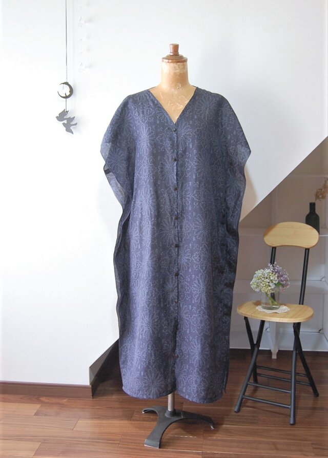展示品 上布 菊と華紋のワンピース 着物リメイク | iichi 日々の暮らし 