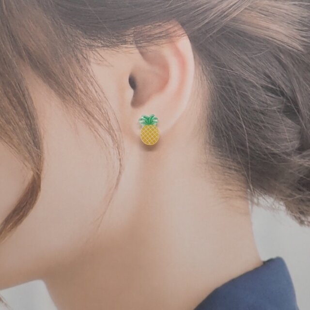 6種類から選べる》フルーツピアス | iichi 日々の暮らしを心地よく
