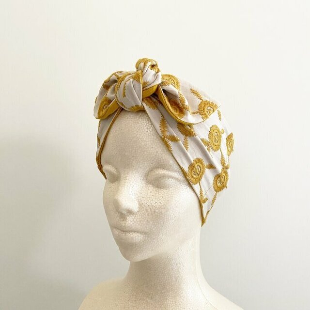 総刺繍柄 ♡ターバンにもスカーフにもなる♡使い方色々♪ 【保冷剤付き】フラワー柄のネッククーラー　ヘアバンド　自然素材　綿