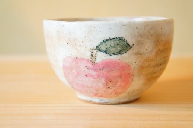 粉引リンゴのお茶碗の画像1枚目