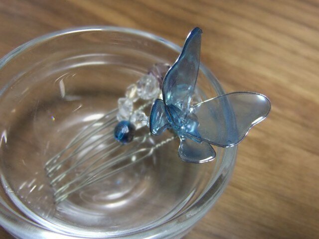 蝶の髪飾り(小) 「孔雀青」の画像1枚目