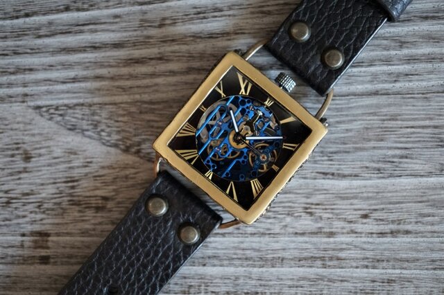 メカニックブルー スクエア 真鍮 ブラック 手作り腕時計 | iichi 日々