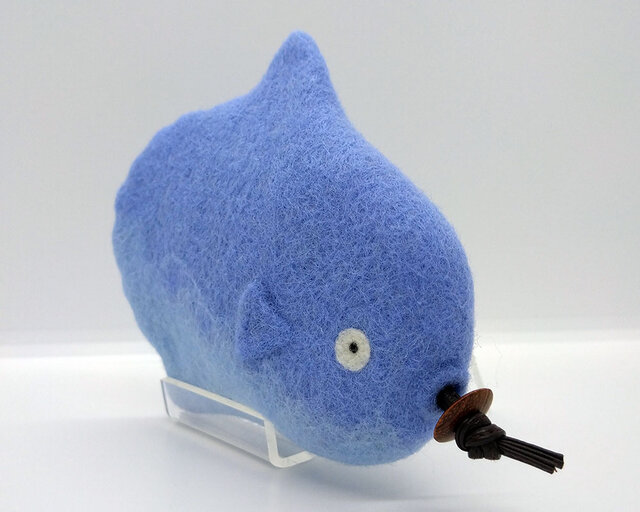 マンボウさんのフェルト キーケース | iichi 日々の暮らしを心地よく