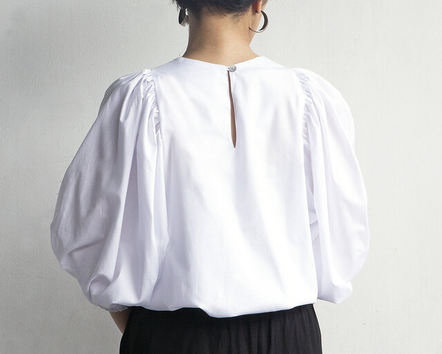 スリードッツ　バルーンスリーブブルゾン　ホワイト size SHORTあり］バルーンスリーブ ブルゾン