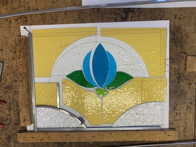 【大型】昭和レトロ 84cm×81㎝ ステンドグラス アンテーク パネル 大型】昭和レトロ 84cm×81㎝ ステンドグラス アンテーク パネル 大型