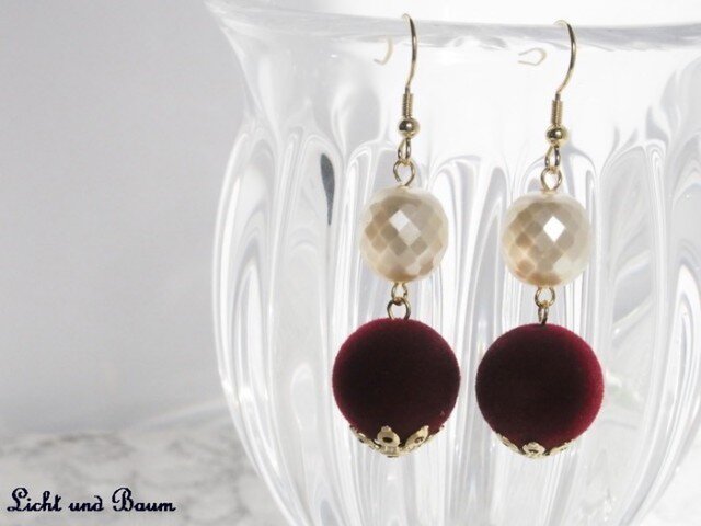 Winter pierced earrings...ボルドーの画像1枚目