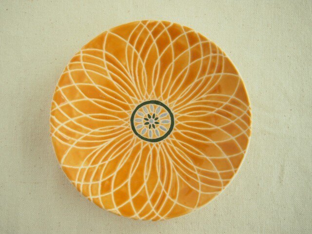 小皿(花)黄色の画像1枚目