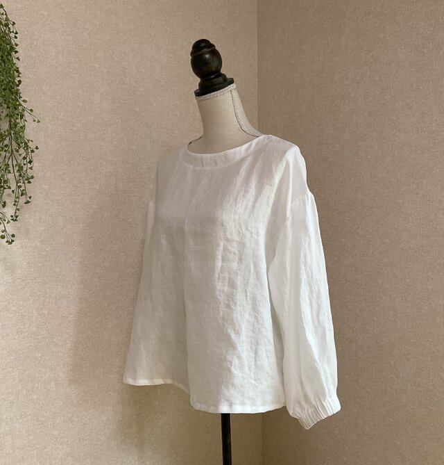 リネン100% ふんわり袖のブラウス ホワイト iichi ハンドメイド・アンティーク・食品・ギフト・手作り
