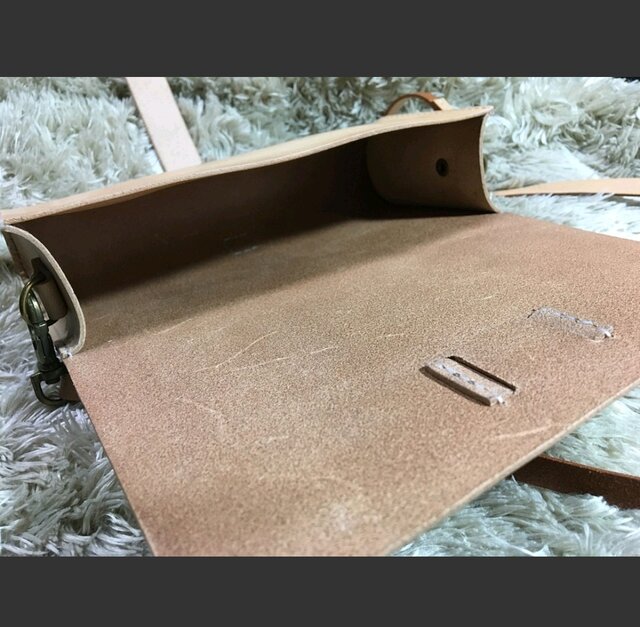 ショルダーバッグmini ヌメナチュラル | iichi 日々の暮らしを心地よく ショルダーバッグmini ヌメナチュラル | iichi 日々の暮らしを心地よく