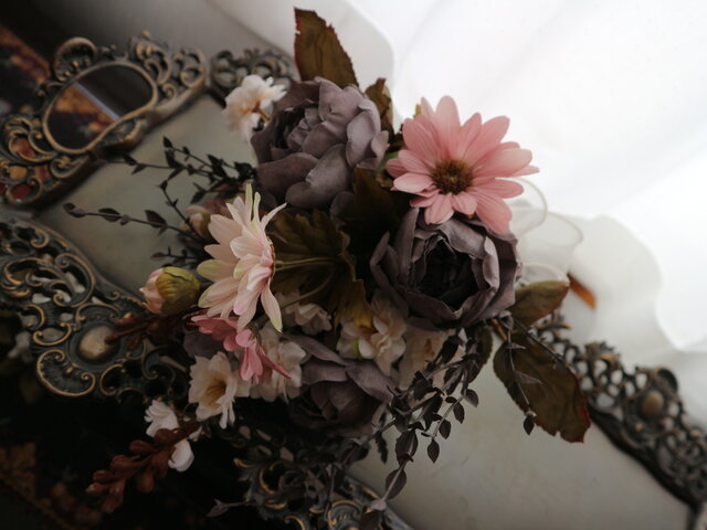 シックな花束 | iichi 日々の暮らしを心地よくするハンドメイドや