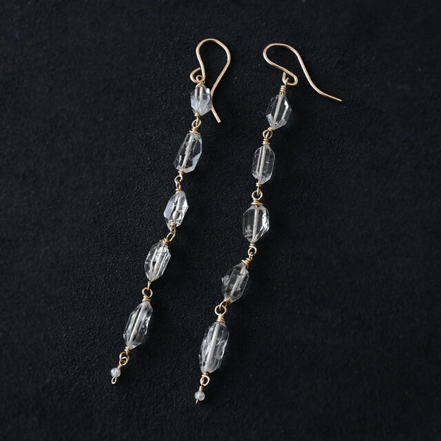 【★SALE】ダブルポイントクリスタルのロングピアス・イヤリング変更可