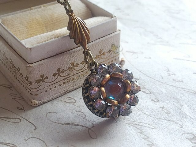 値下中　アンティークサフィレット　ネックレス　ハンドメイド作品 アンティークサフィレット(6㎜）／ぺーストGlass（16