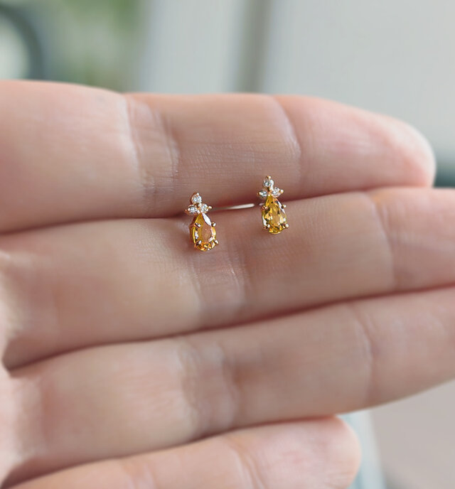 K18インペリアルトパーズ&ダイヤモンドのポストピアス ~Ello Lilas~ 11