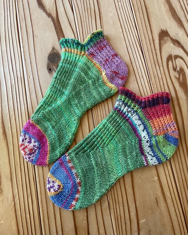 No.874 手編みショートソックス