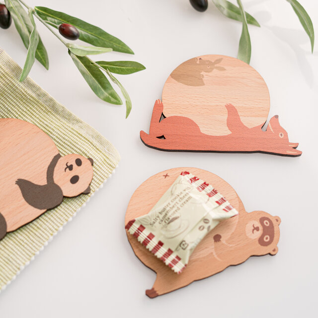 動物雑貨・どうぶつモチーフ｜木製コースター【たぬき】 | iichi 日々