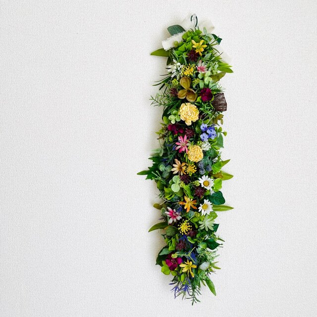 シックだけど可愛い＊草花のガーランド