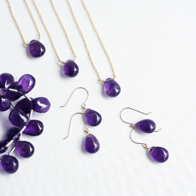 431 14kgf宝石質アメジストたっぷりのピアス他５点＋ピアスフック5ペア 14KGF極上発色！アメジストプレーンペアシェイプカットのピアス