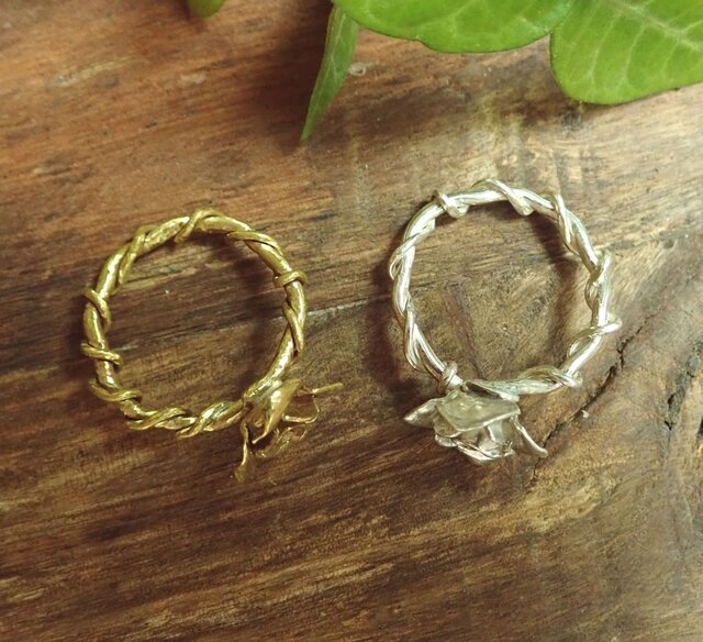 ✻専用✻　アンティーク ブロンズ 薔薇のカーテンリング 5個セット ✻専用✻ アンティーク ブロンズ 薔薇のカーテンリング 5個セット