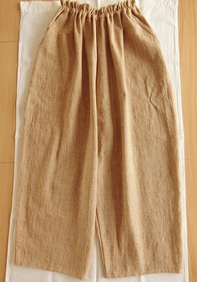 ①ハンドメイド ゆったりパンツ 裾口48㎝ ポケット フリーサイズ | iichi ハンドメイド・クラフト作品・手仕事品の通販