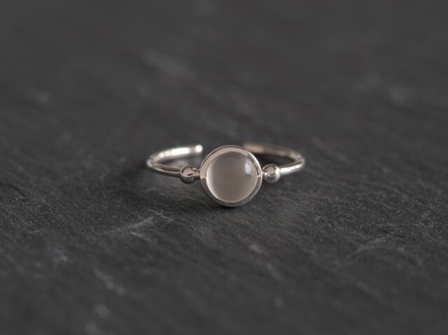 Moon stone _Halda áfram ring 天然石ムーンストーン シルバーリング