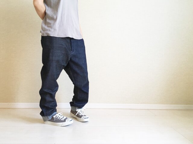 ちょいゆるパンツ003/デニムで黒と紺の画像1枚目
