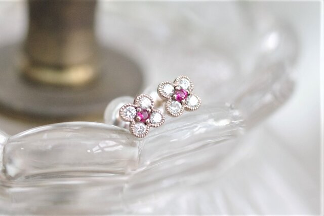 ダイヤ付きピアス❣️本体K10 キャッチＫ14刻印付き　お値打ち品❣️ K10 K14 K18 PT900 ピアスキャッチセット - メルカリ
