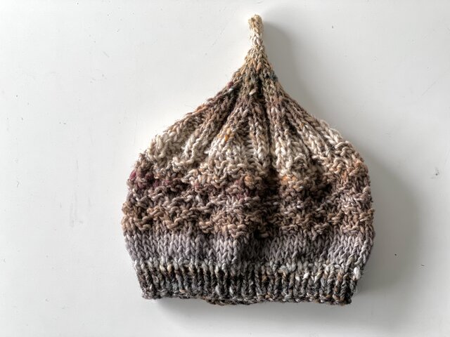 1点限定! どんぐりニット帽子 野呂英作毛糸使用 ブラウンベージュグラデーションの画像1枚目