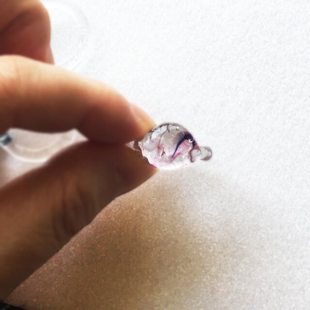透明感 さざれ石のガラスリング オールガラス製のガラスの指輪 金属