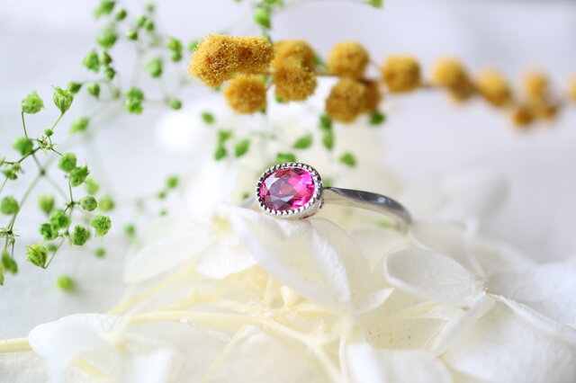 素敵！18K枠、総重量3．44グラム、渋いトルマリンのアンティーク