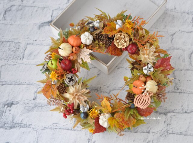 ハンドメイド 秋のフラワーリース パンプキン 秋 オレンジ 季節 リース オータムパンプキンリース23cm（造花）オレンジ