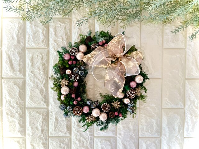 木の実のリース クリスマスリース ナチュラルインテリア 木の実の